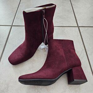BRAND NEW Size 6 Wine Faux Suede Square Toe Boots